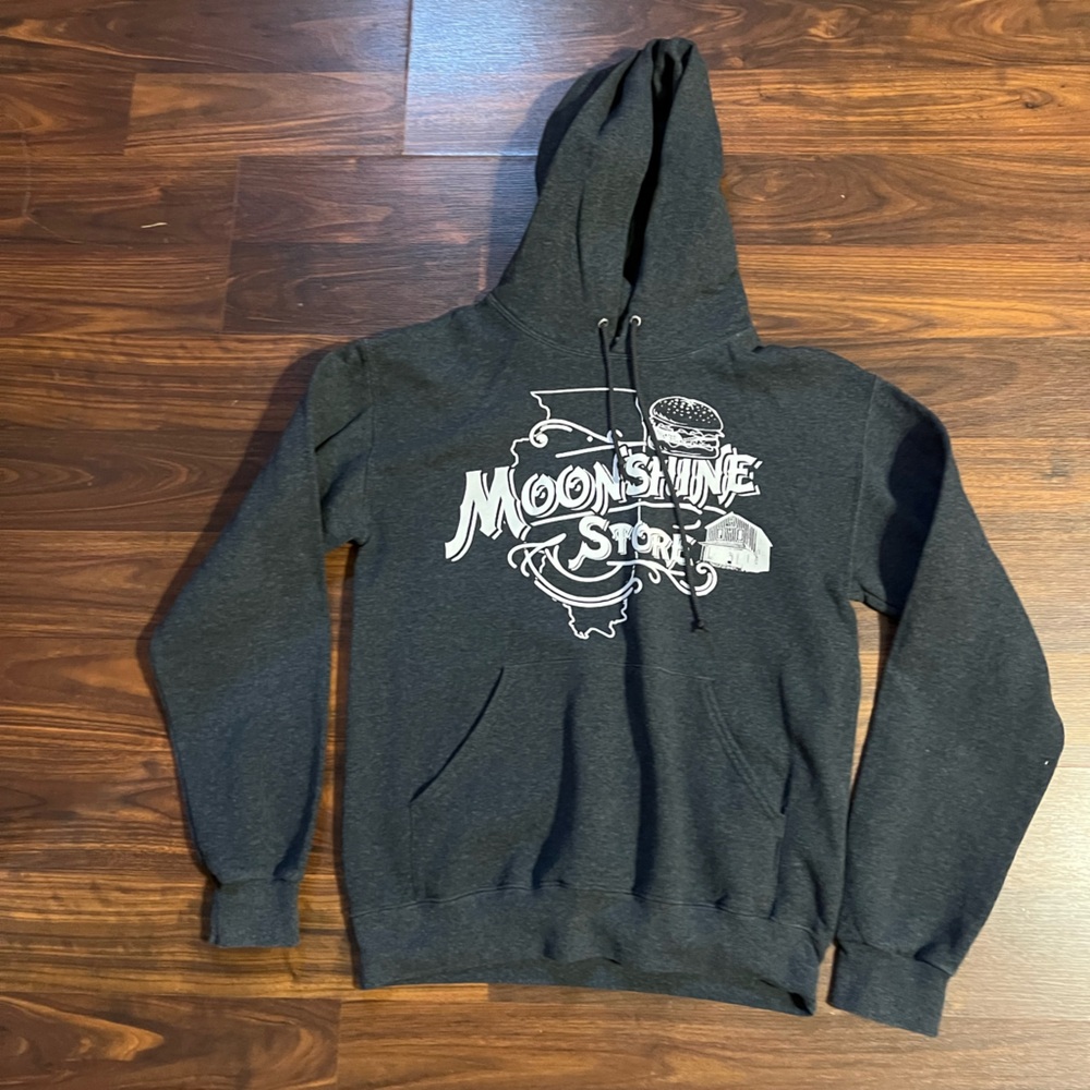 Women’s small lot